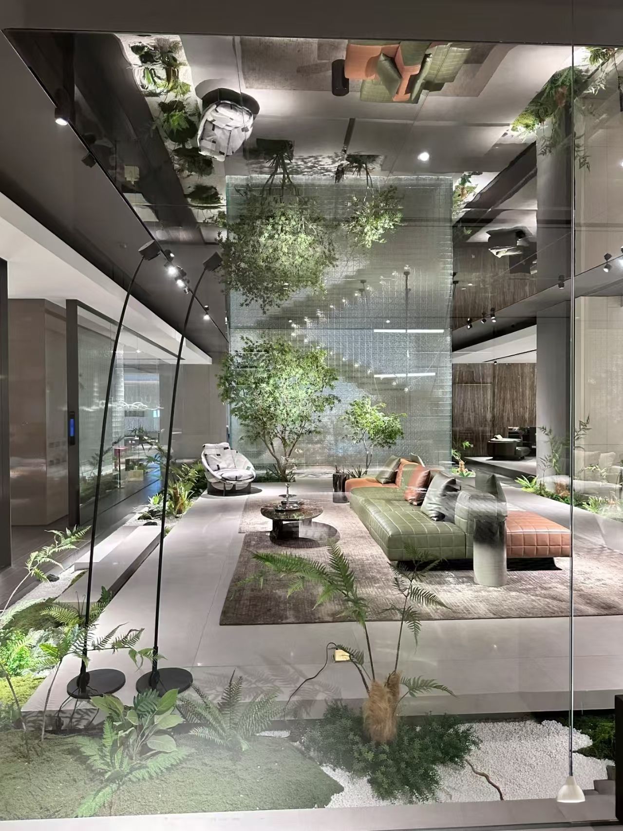 別讓裝修“藏雷”！這種A1級(jí)防火防潮的“鋼板俠”，才是頂墻界的安全衛(wèi)士