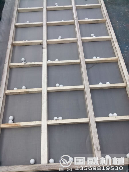 �Zʳ�Y�x�C������